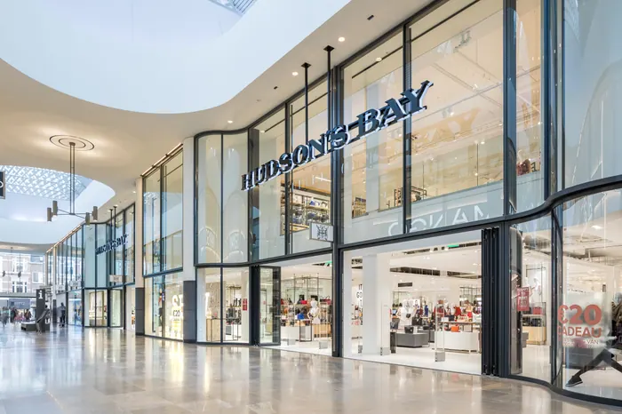 Hudson's Bay Breda — retail photography by Isabel Nabuurs