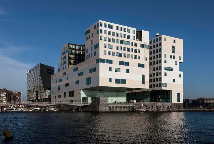Paleis van Justitie — architecture photography by Isabel Nabuurs